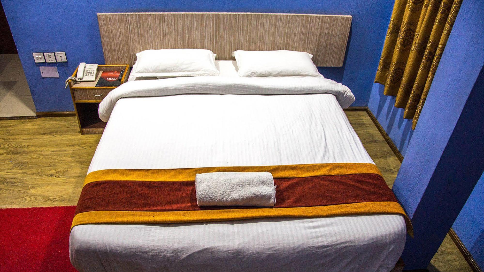 Oyo 789 Hotel Shivam Plaza Katmandu Eksteriør bilde
